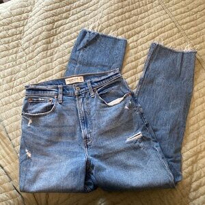 Abrecrombie Ankle Straight Ultra High Ride Jeans